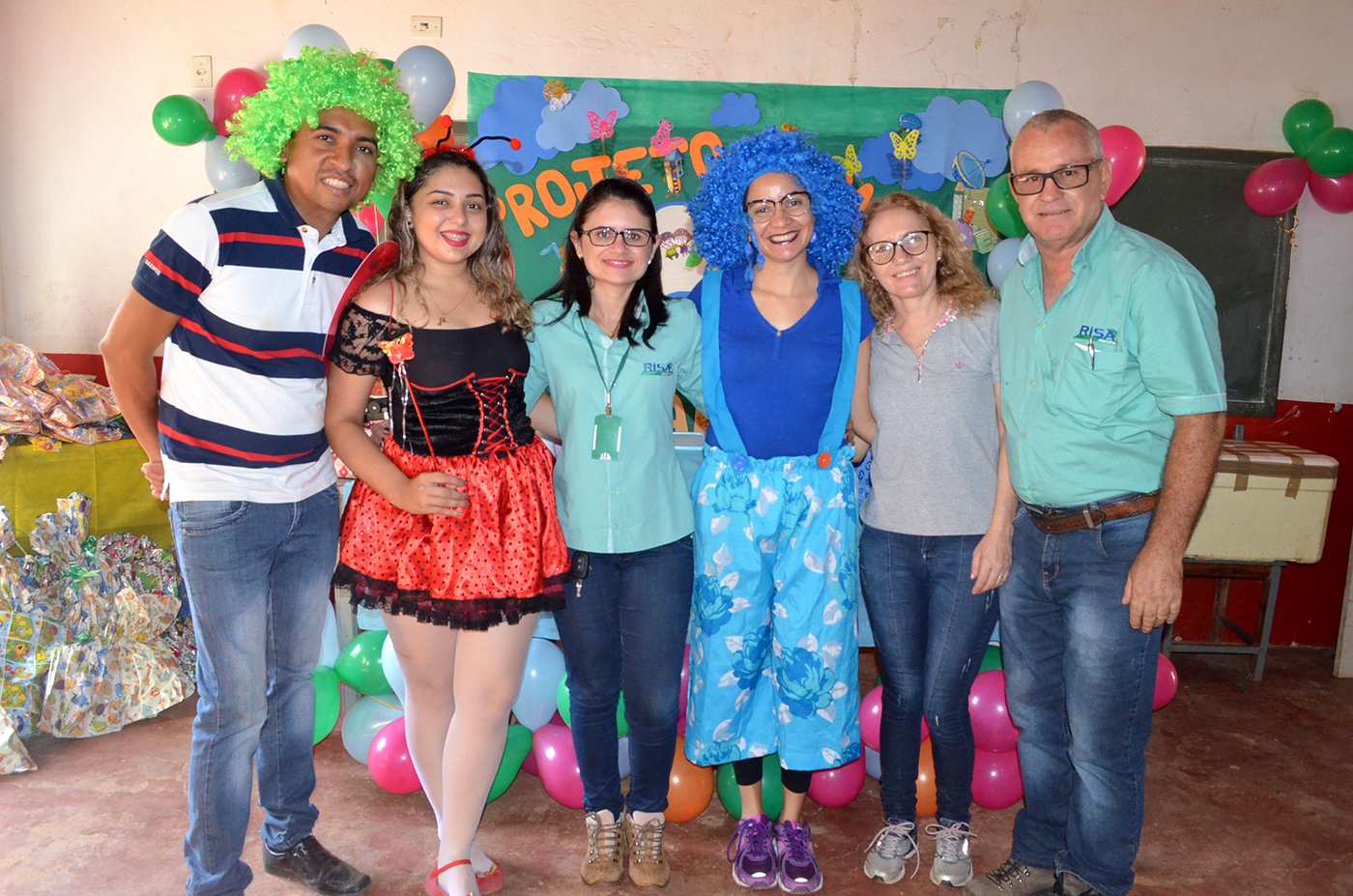 Risa promove festa na Escola Aquiles Lisboa para comemorar o Dia das Crianças.‏